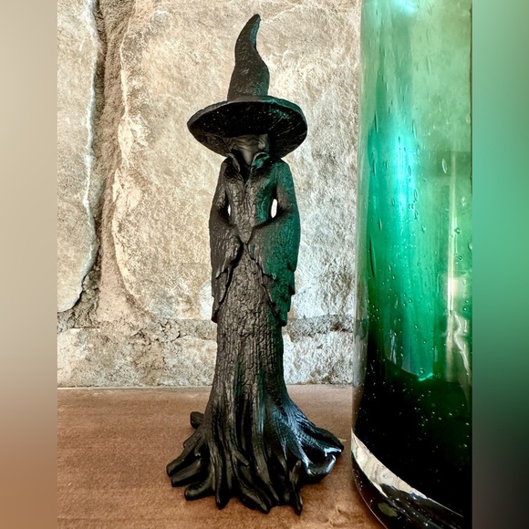 New Halloween 7” / 18cm Black Gothic Witch Shadow Figure Resin Decor Statue - Picture 7 of 7